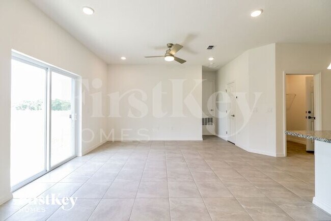 Photo - 230 Windsor Reserve Dr