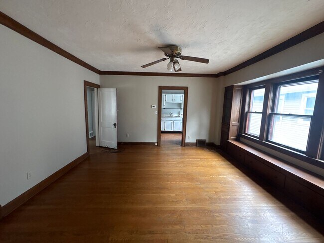Photo - 2179 Edgewood Rd Unit Up
