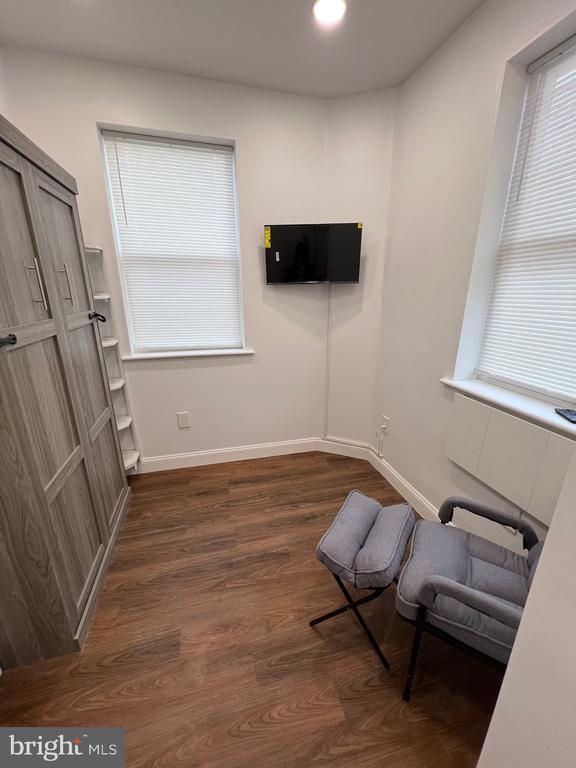 Photo - 2145 Elkins Ave Unit A