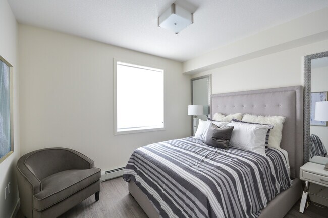 Photo - Pines Edge II