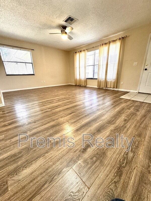 Photo - 112 Hammock Pine Blvd