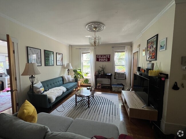 Building Photo - 329 Broadway Unit 1 Rental