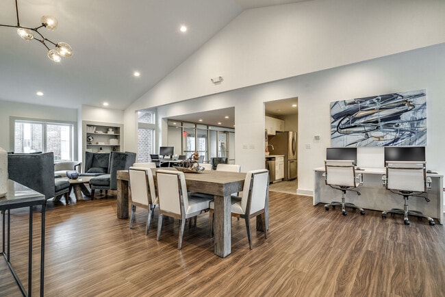 Photo - RADIUS AT TEN MILE