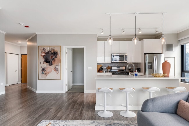 Photo - 829 N Clark St Unidad ID1029615P