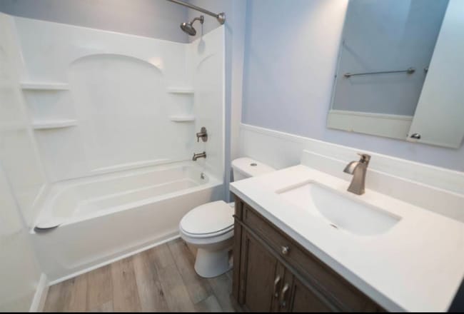 Photo - 219 Lakewood Dr