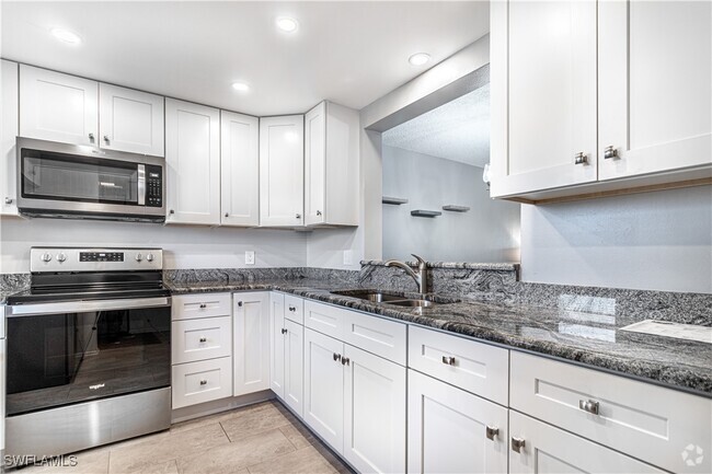 Building Photo - 1660 Pine Valley Dr Unit 107 Rental