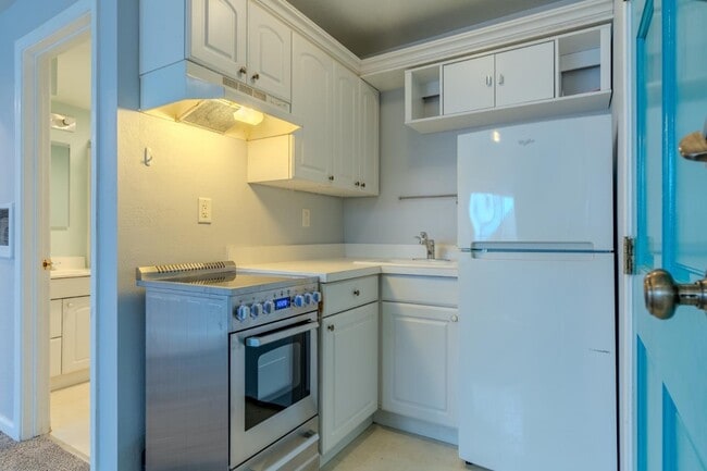 Photo - 1279 Alicante Dr