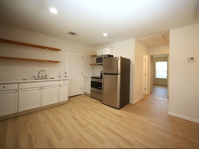 Photo - 6709 Greenhurst St