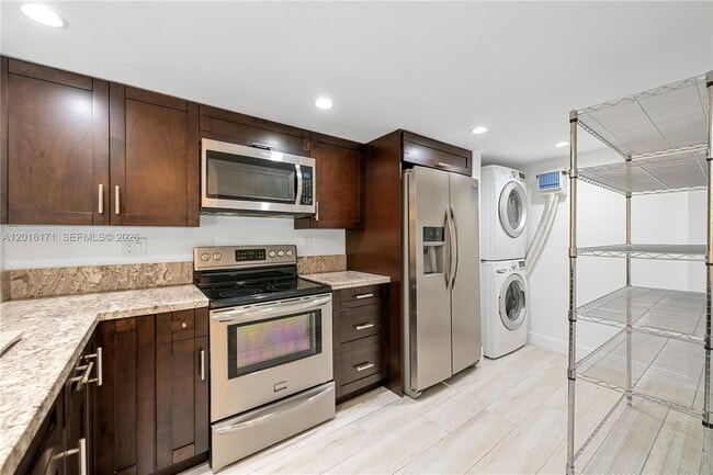 Photo - 5201 Orduna Dr Unit 10