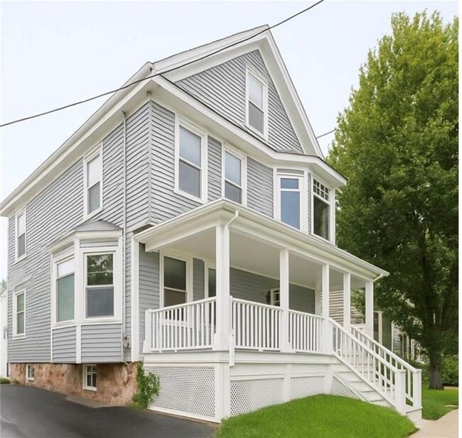 51 Gibbs Ave