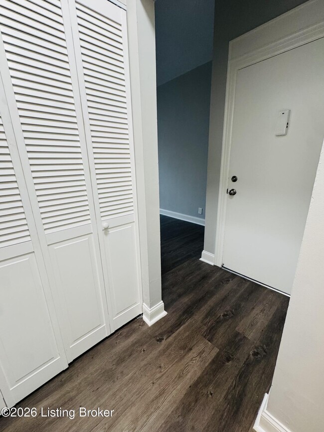 Photo - 153 Thierman Ln Unit 101