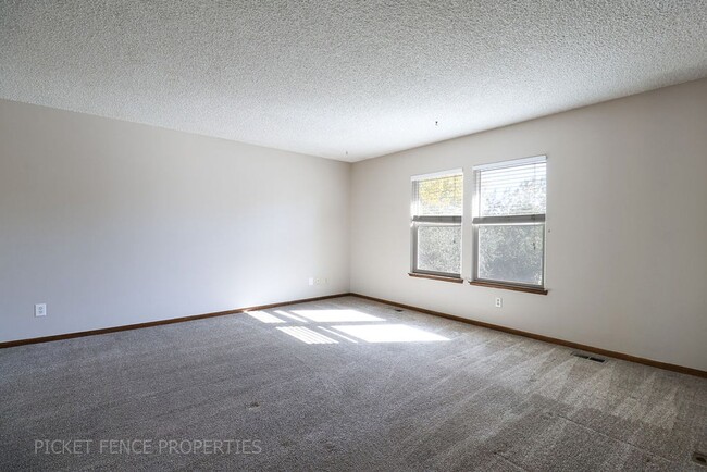 Photo - Beautiful 2 Story Home in Loveland