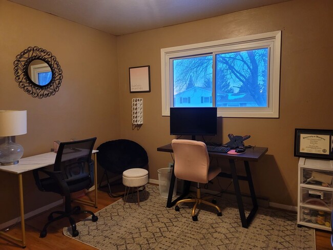 Photo - 6117 Shannon Ave