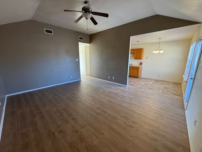 Photo - 3411 Warfield Dr