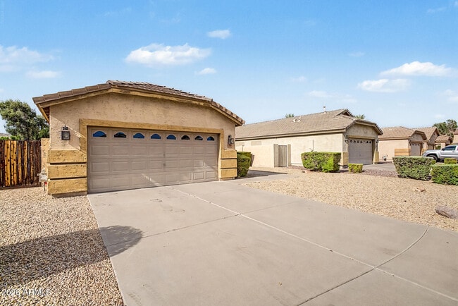 Photo - 3290 E Juanita Ave