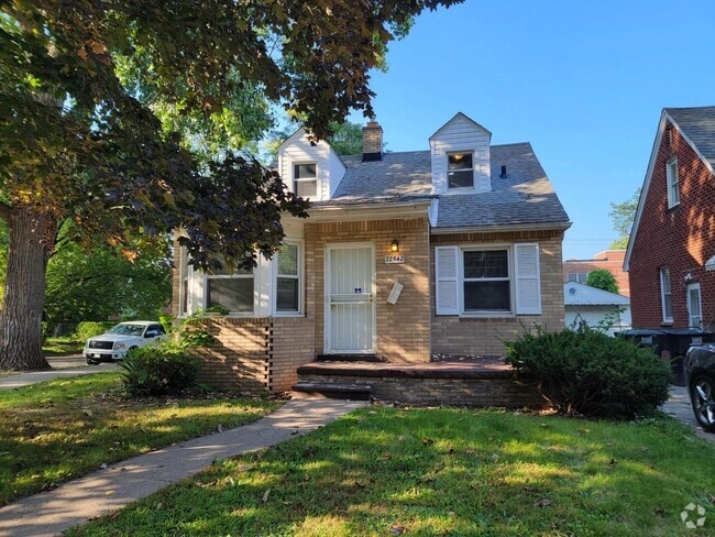 Building Photo - 22542 W Chicago Rental