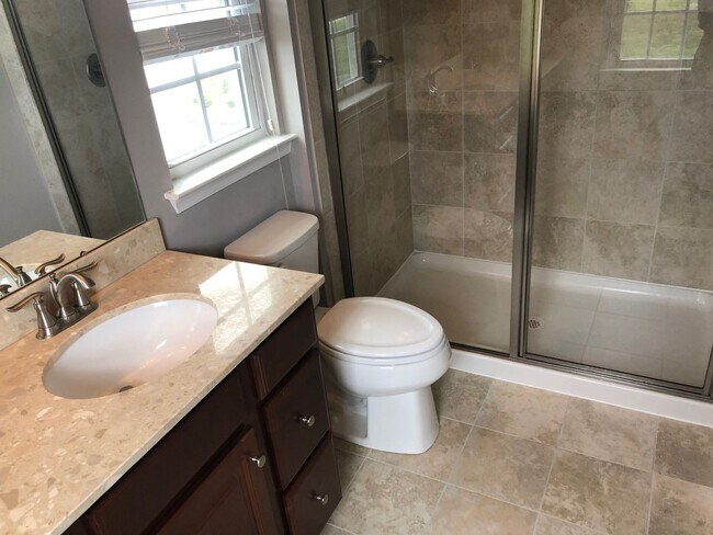 Photo - 7890 Erinvale Ln