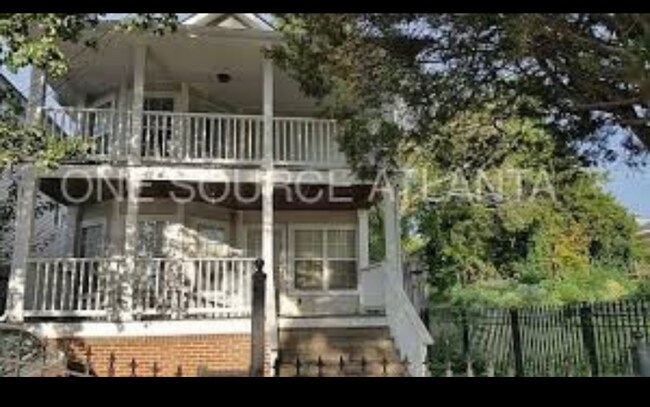 Photo - 549 Pryor St SW