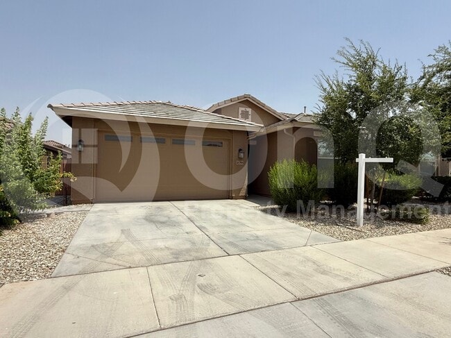 Photo - 16396 W Questa Dr House