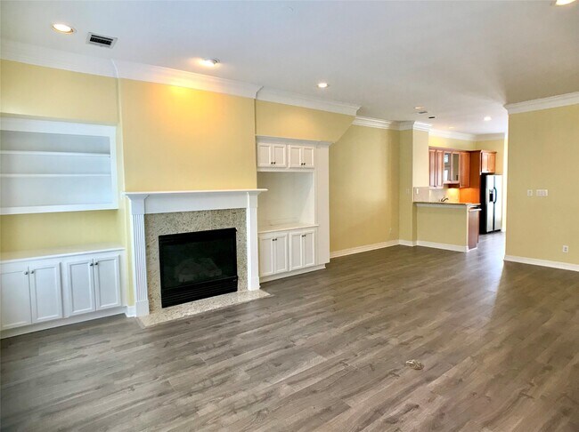 Photo - 2104 Bancroft Ln