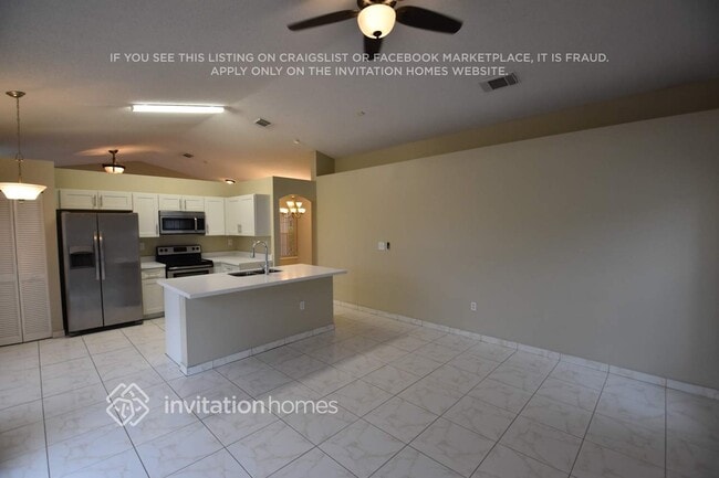 Photo - 12610 SW 18th St