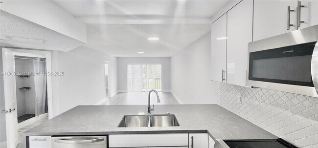 Photo - 8040 N Colony Cir Unit 309