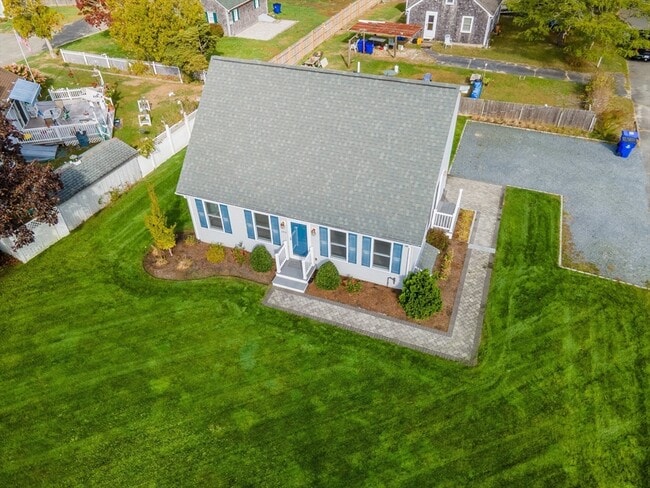 Photo - 280 Barlows Landing Rd