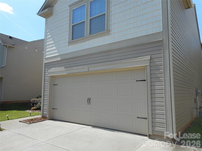7156 Pitzer Dr