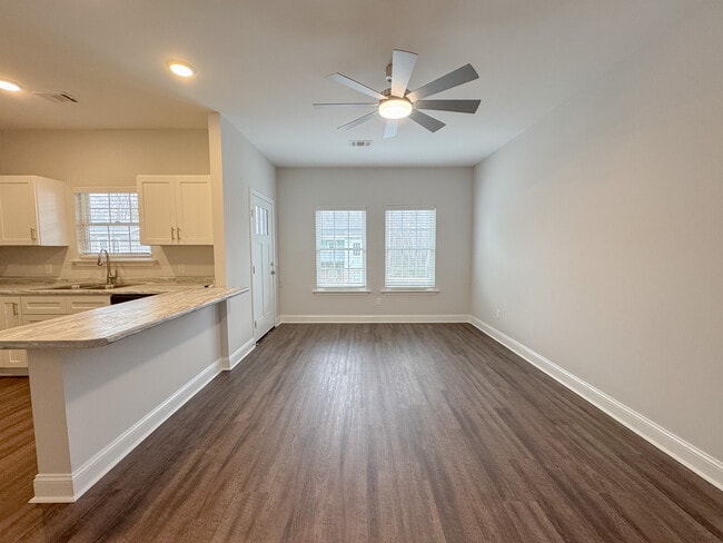 Photo - 130 Briarwood Rd