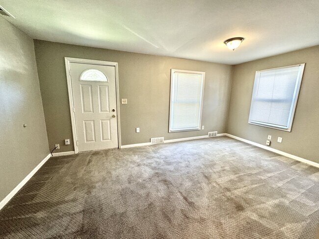 Photo - 4509 Carnegie St