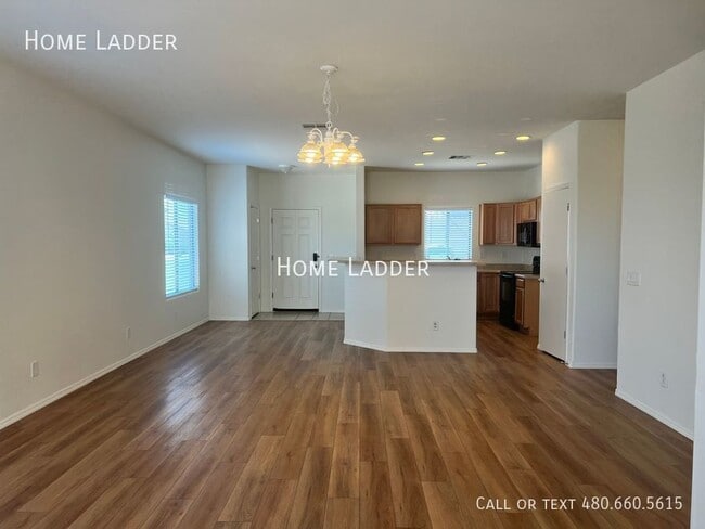 Photo - 2338 E 28th Ave