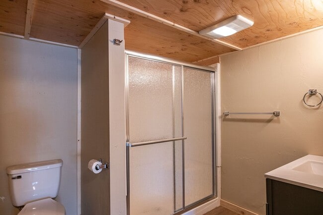 Photo - EN0064 James St Duplex- 2 Units Unit A