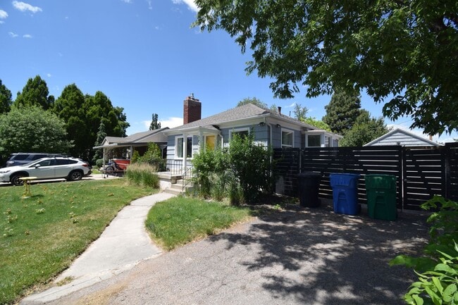 Photo - Cozy Updated 4 bed Home in the heart of Millcreek/Sugar House!!