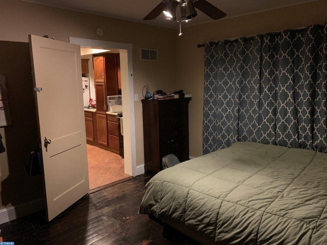 Photo - 555 CHESTNUT