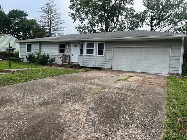 Coming soon! Beautiful Three Bedroom in Ra... - Coming soon! Beautiful Three Bedroom in Ra... House