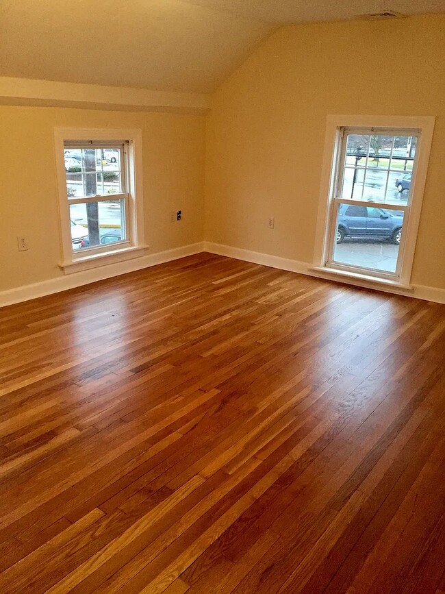 Photo - 6 Skillings Rd