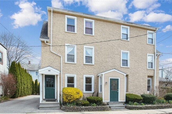 Photo - 99 Maple Ave