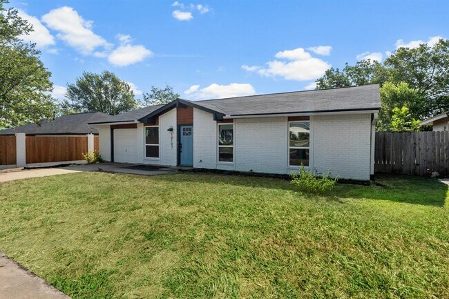 Photo - 10107 Floyd Dr
