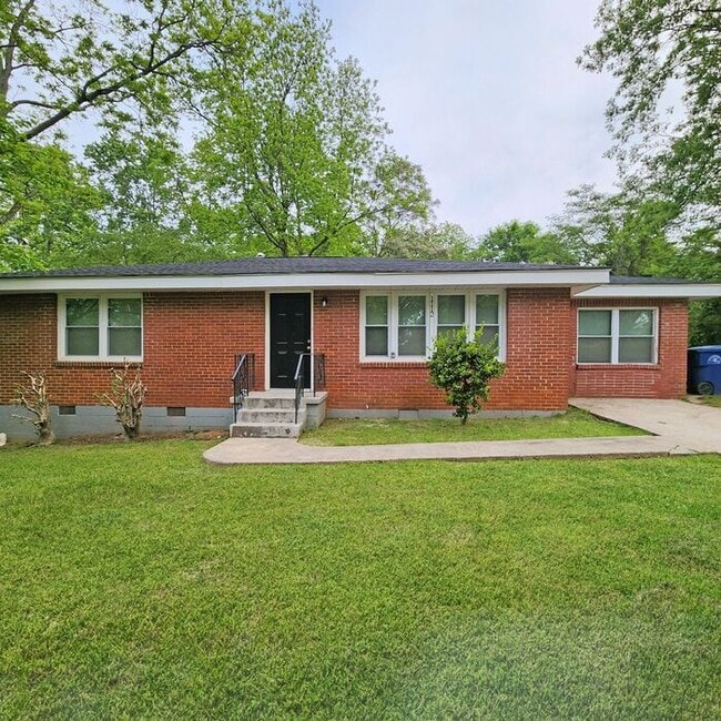Photo - 1112 Valley View Rd SE House
