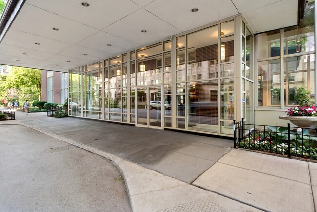 Photo - 1325 N State Pkwy Condo Unit 11D