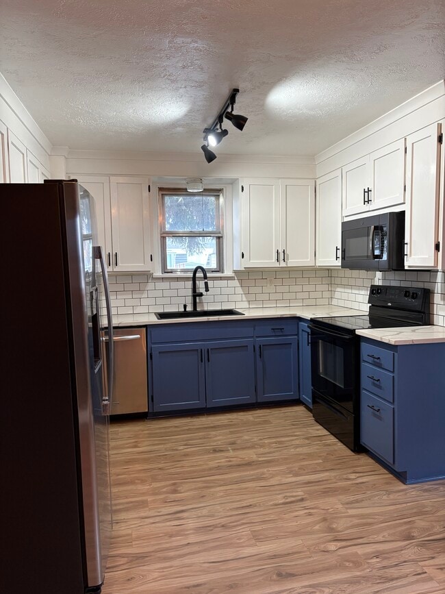 Photo - 6130 Butte St