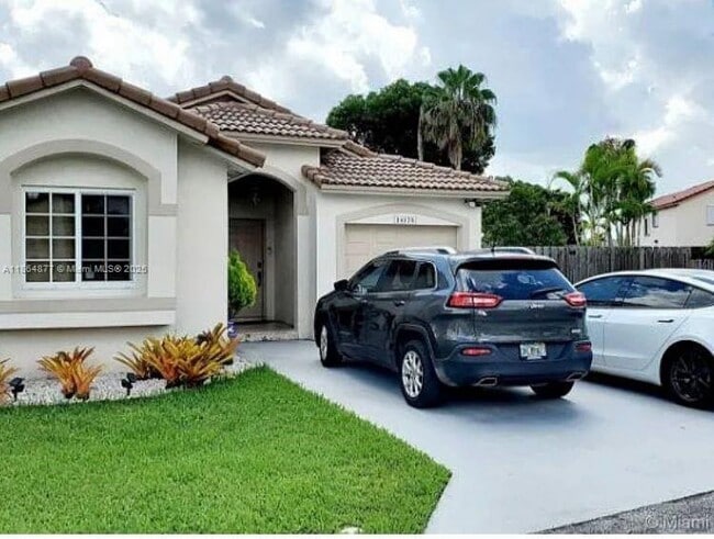 Photo - 14175 SW 149th Ct Casa