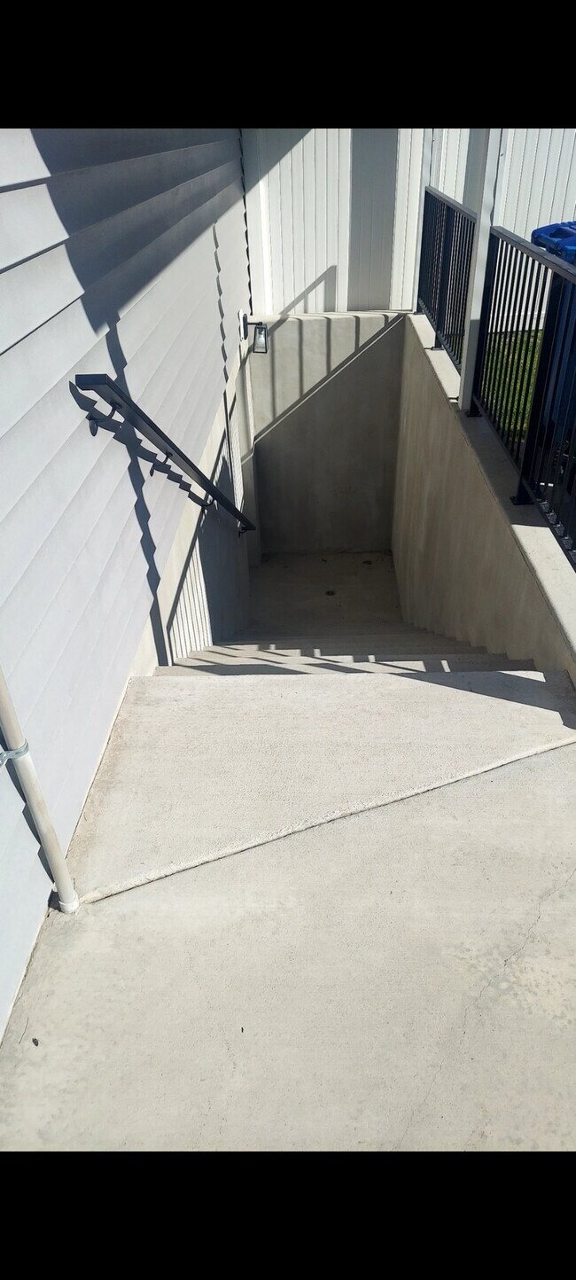 575 Canyon Rim Rd Unidad Basement