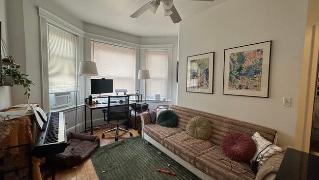 Photo - 142 Hemenway St