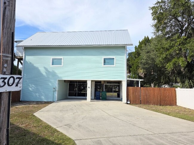 Photo - Cozy Coastal Retreat!