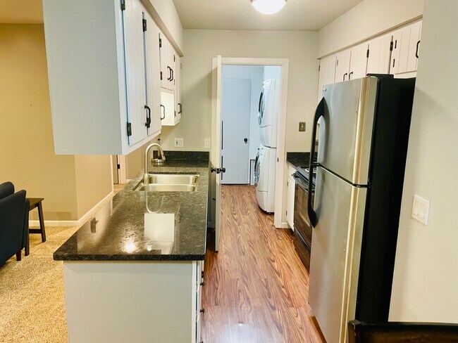 Photo - 1734 Valleywood Ct Unit 4