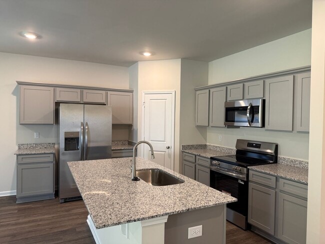 Photo - Lexington Townhouse - Call Lexington office for information 803-359-0793