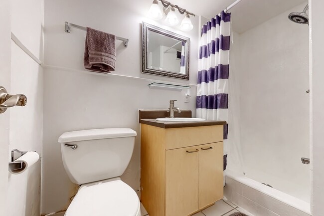 Photo - Available Now! Convenient Location in Waikiki Unit 219