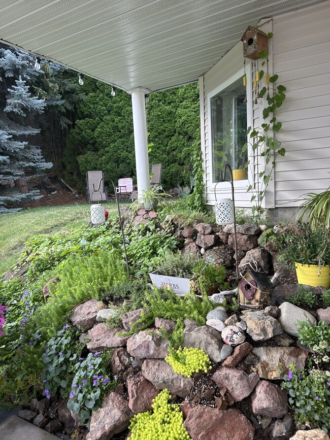 Photo - 939 Mt Bulman Dr