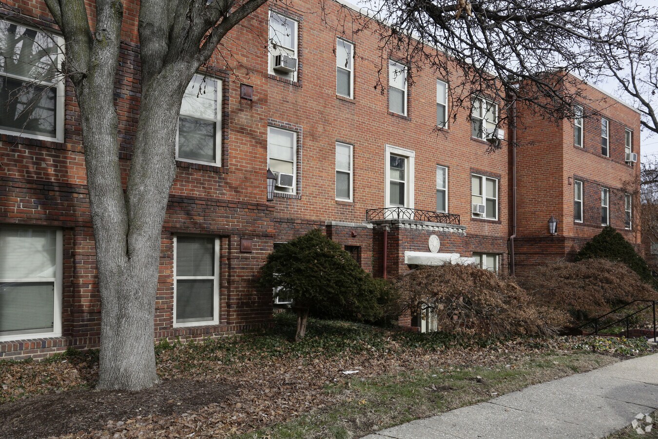 Photo - Monticello-Lee